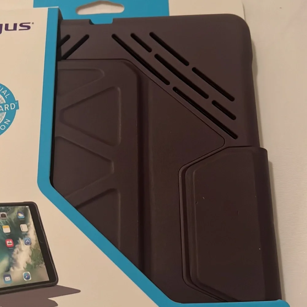 iPad Case- PRO-TEK‎